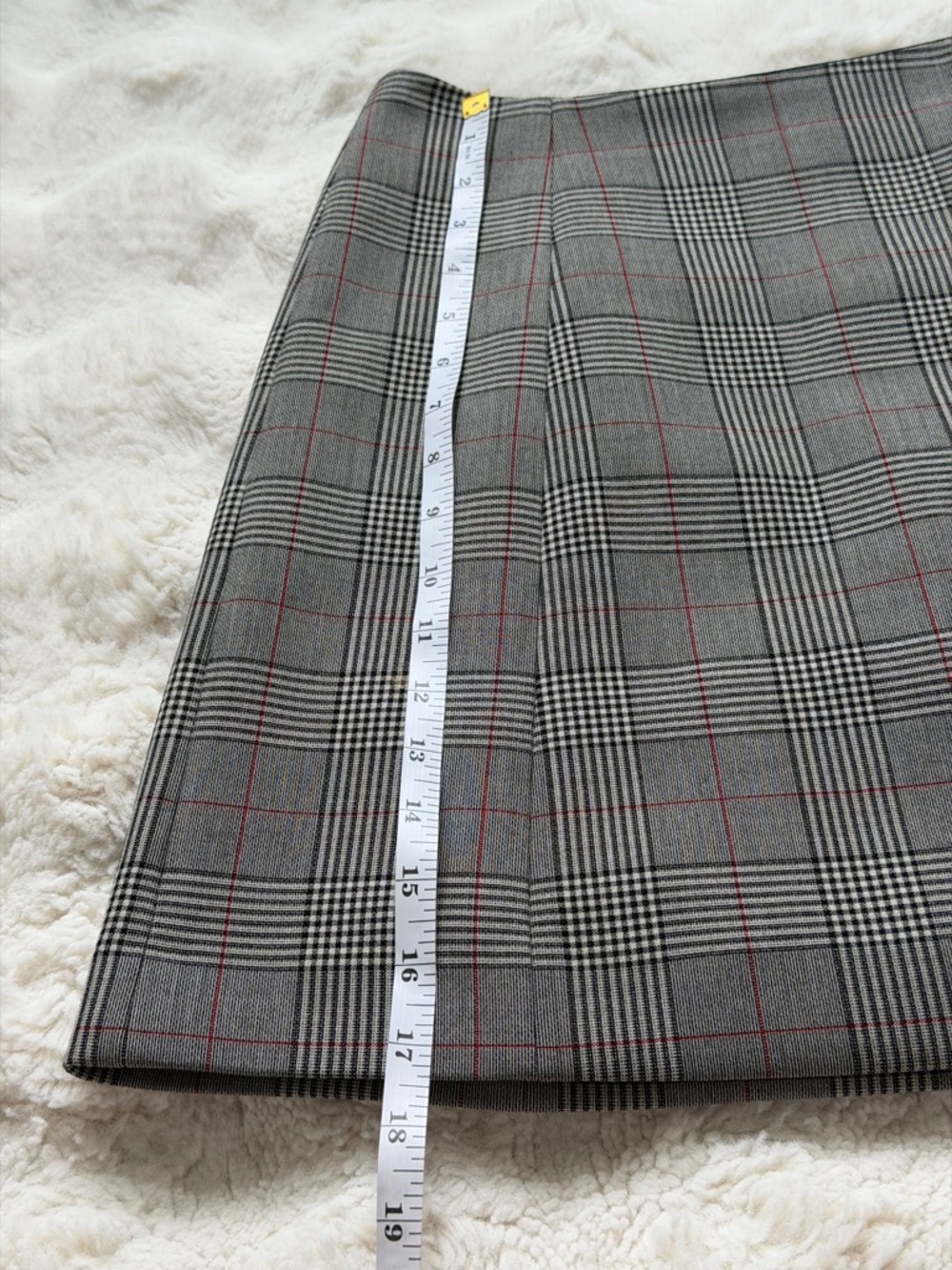 Modern Babaton Gray Glen Plaid Mini Skirt with Red Windowpane - Picture 11 of 12